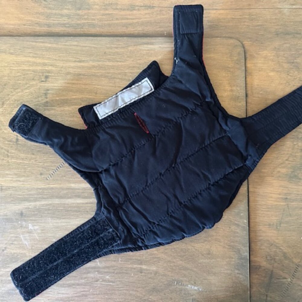 Red / Black Reversible Quilted Dog Coat    8415 - Picture 3 of 6